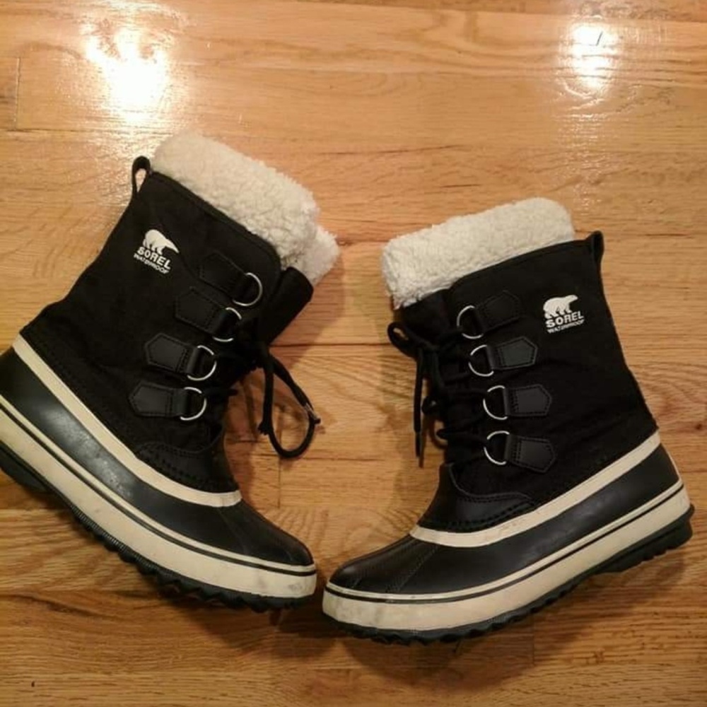 Sorel Carnival Boots